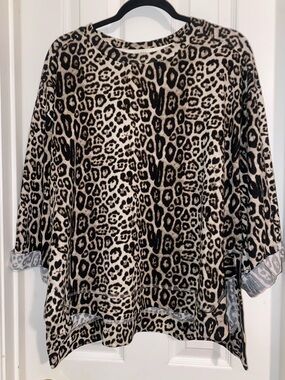 Umgee Leopard Print Tunic in Beige and Black